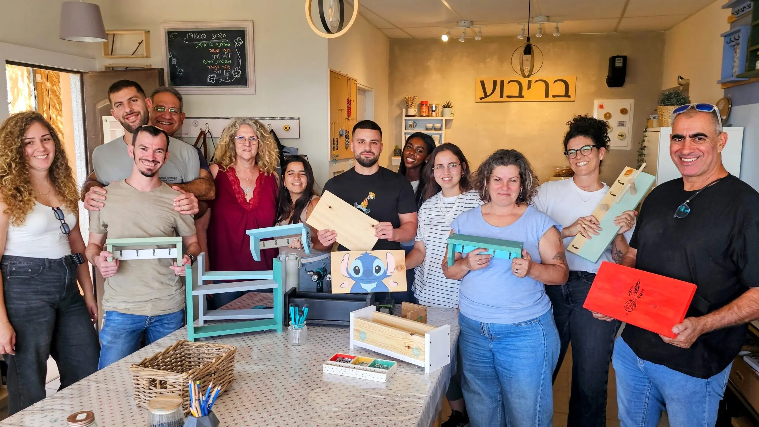 סדנת נגרות לקבוצות – יצירתית ומגבשת מול הנוף בגליל — 2