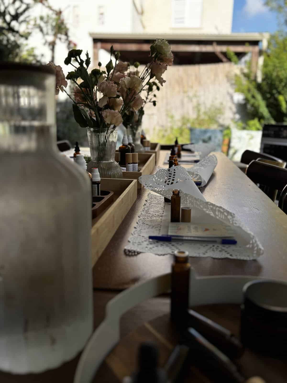 סדנת רוקחות טבעית וארומתרפיה לנשים עם אלונה הכוכבי — 4