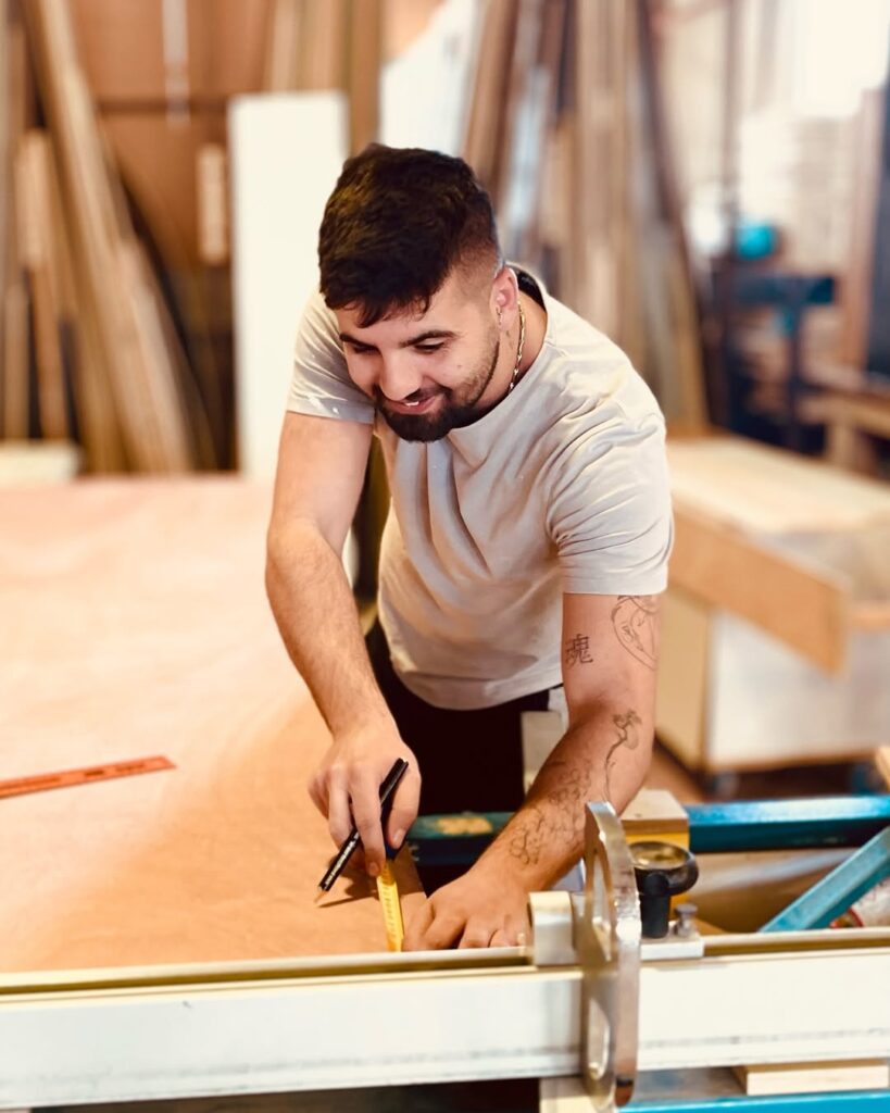 סדנת נגרות עמק חפר