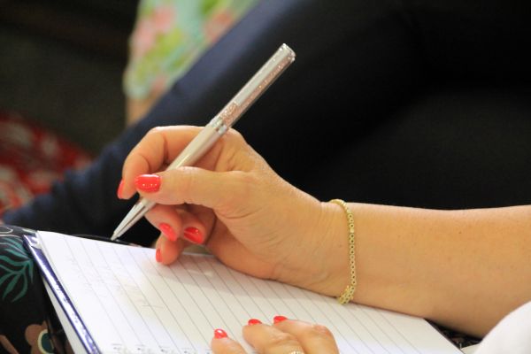 ריטריט כתיבה בערבה - בהנחיית שגית אמת