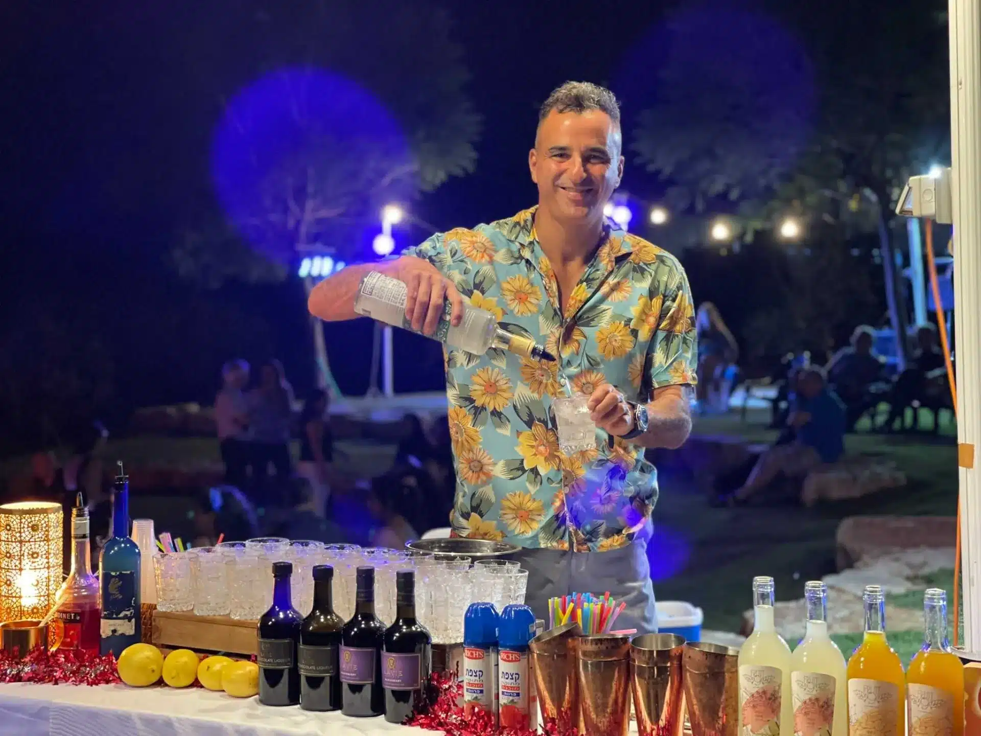 סדנת קוקטיילים למבוגרים עם זיו מנור